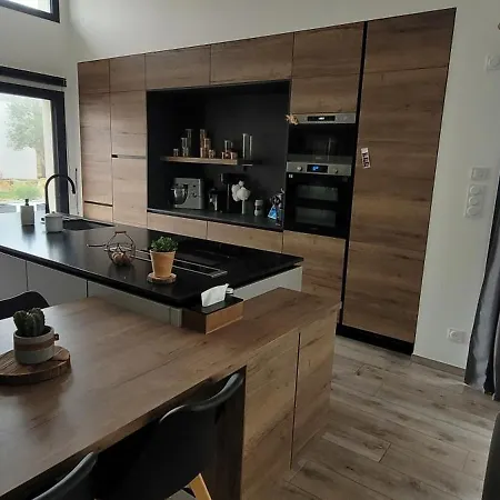 Maison 10 Personnes 24h Du Mans * Changé